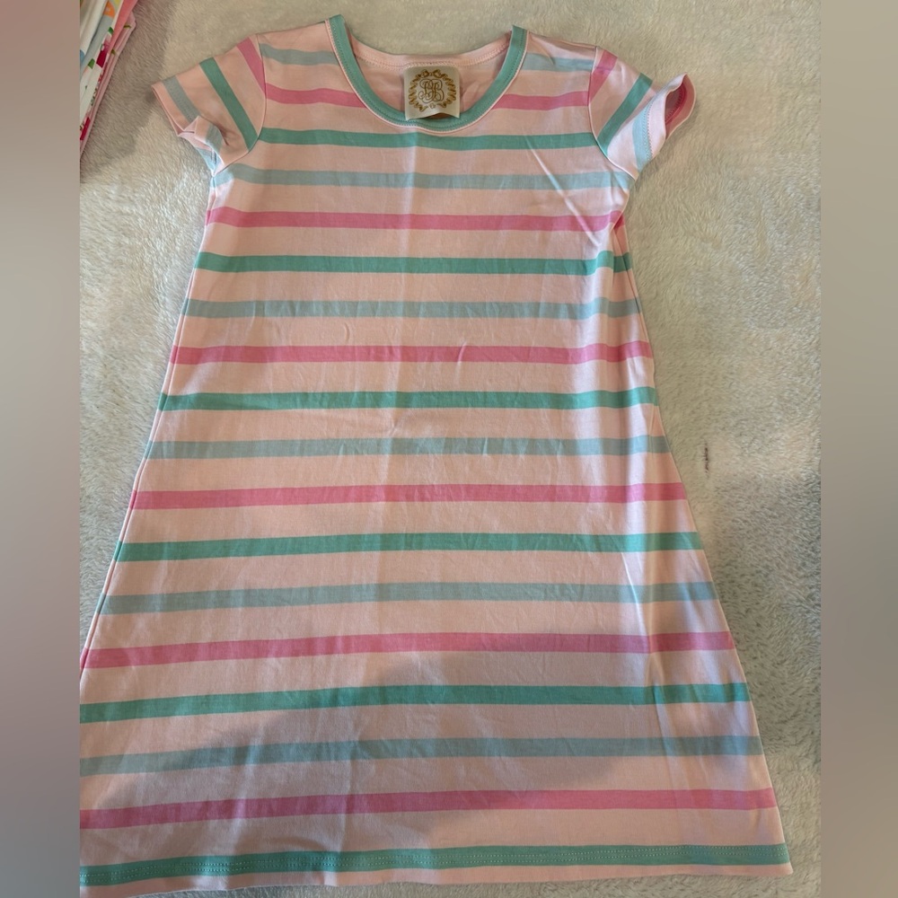 Vguc tbbc poly play dress. Size 6